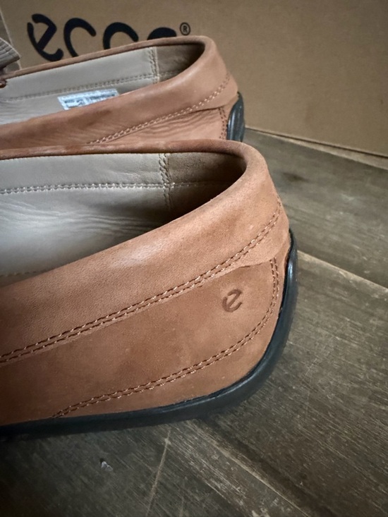 ECCO Men\'s Classic Moc 2.0 loafers in camel brown | 40 | 6-6.5 US main image 11